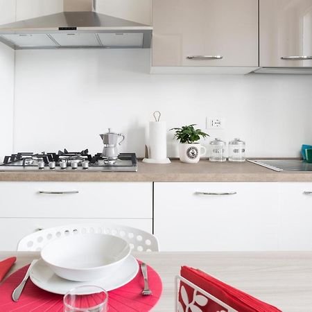 Parma Railway Station Lovely Apartment Экстерьер фото